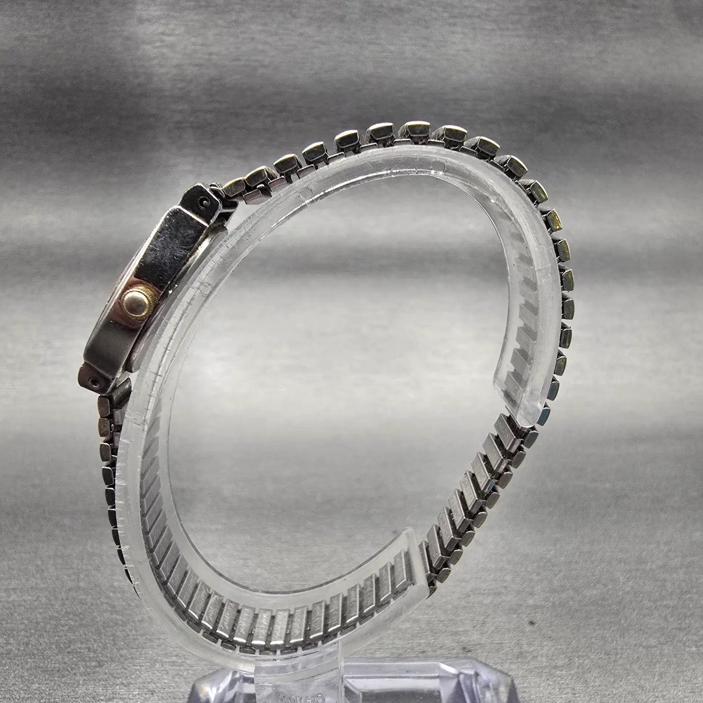 Seiko Watch Women 17mm White Dial Silver Tone Oval 2Y01-5C79 New Battery Vintage6