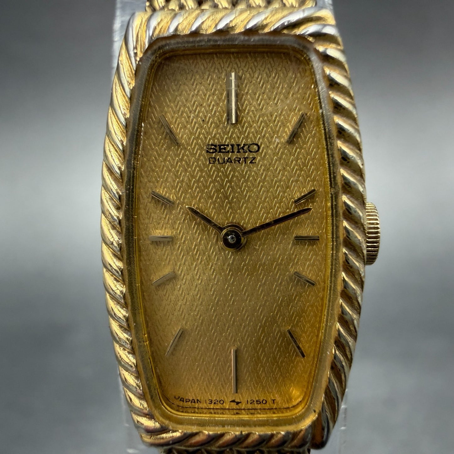 Seiko Tank Watch Women 14mm Champagne Dial Gold Tone 1320-5959 New Battery VTG1