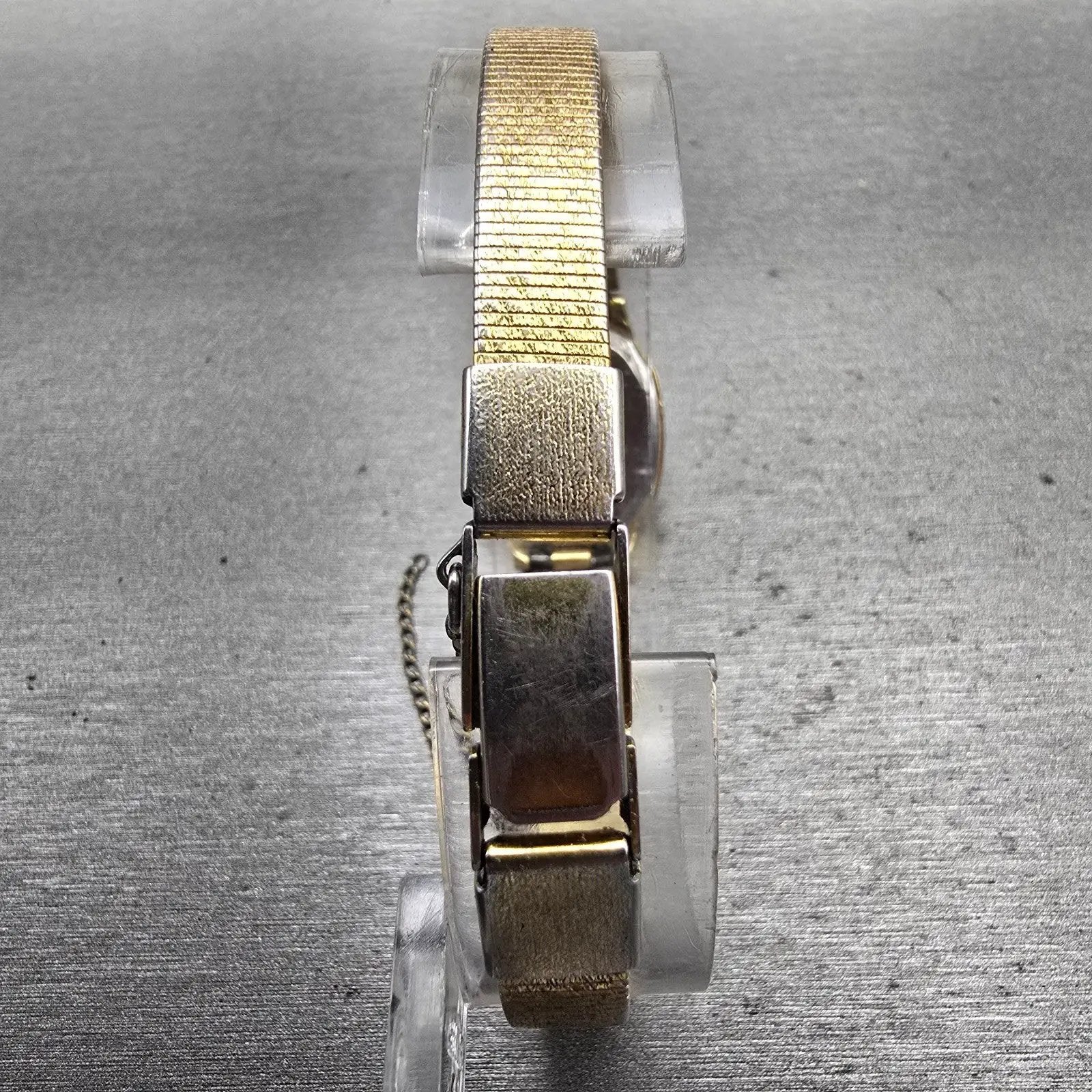 Seiko Watch Women 18mm Champagne Dial Gold Tone Rectangle 2320-5269 New Battery7