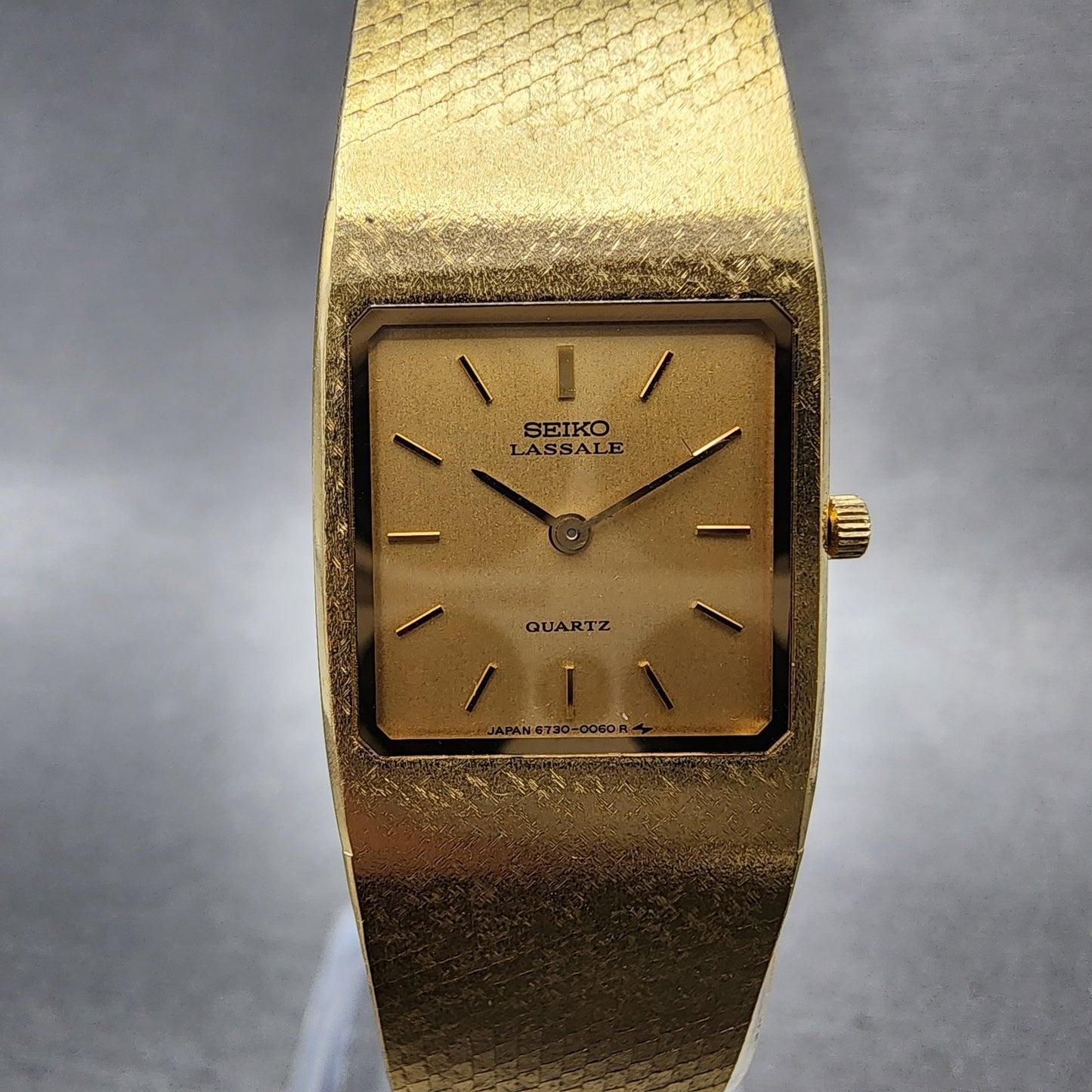 Seiko Lassale Tank Watch Women 17mm Champagne Dial Gold Tone 67305019 New Batt1