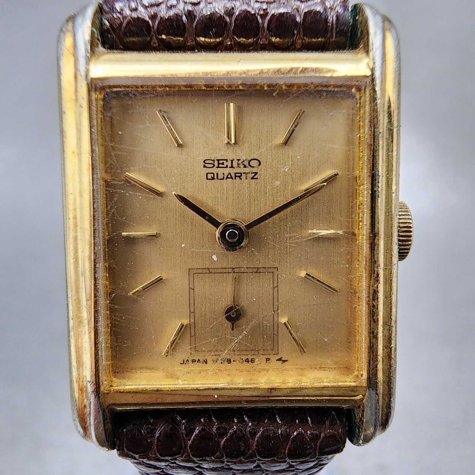Seiko Tank Watch Women 18mm Gold Dial Gold Tone Small Seconds 14285160 New Batt1