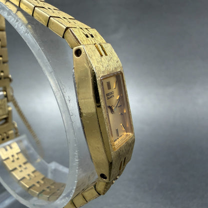 Seiko Tank Watch Women 12mm Champagne Dial Gold Tone 2E20-5559 New Battery BE43