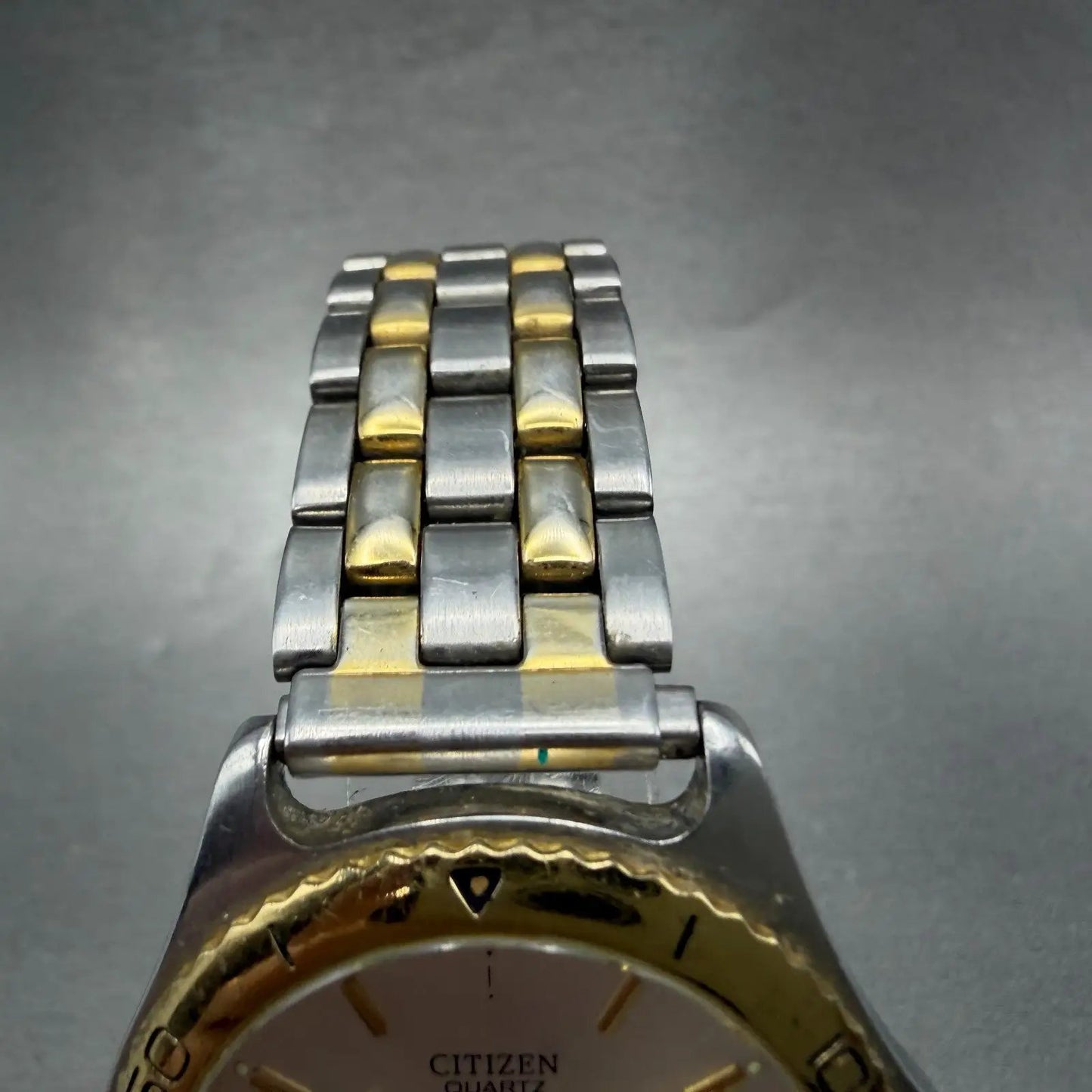 48009718
