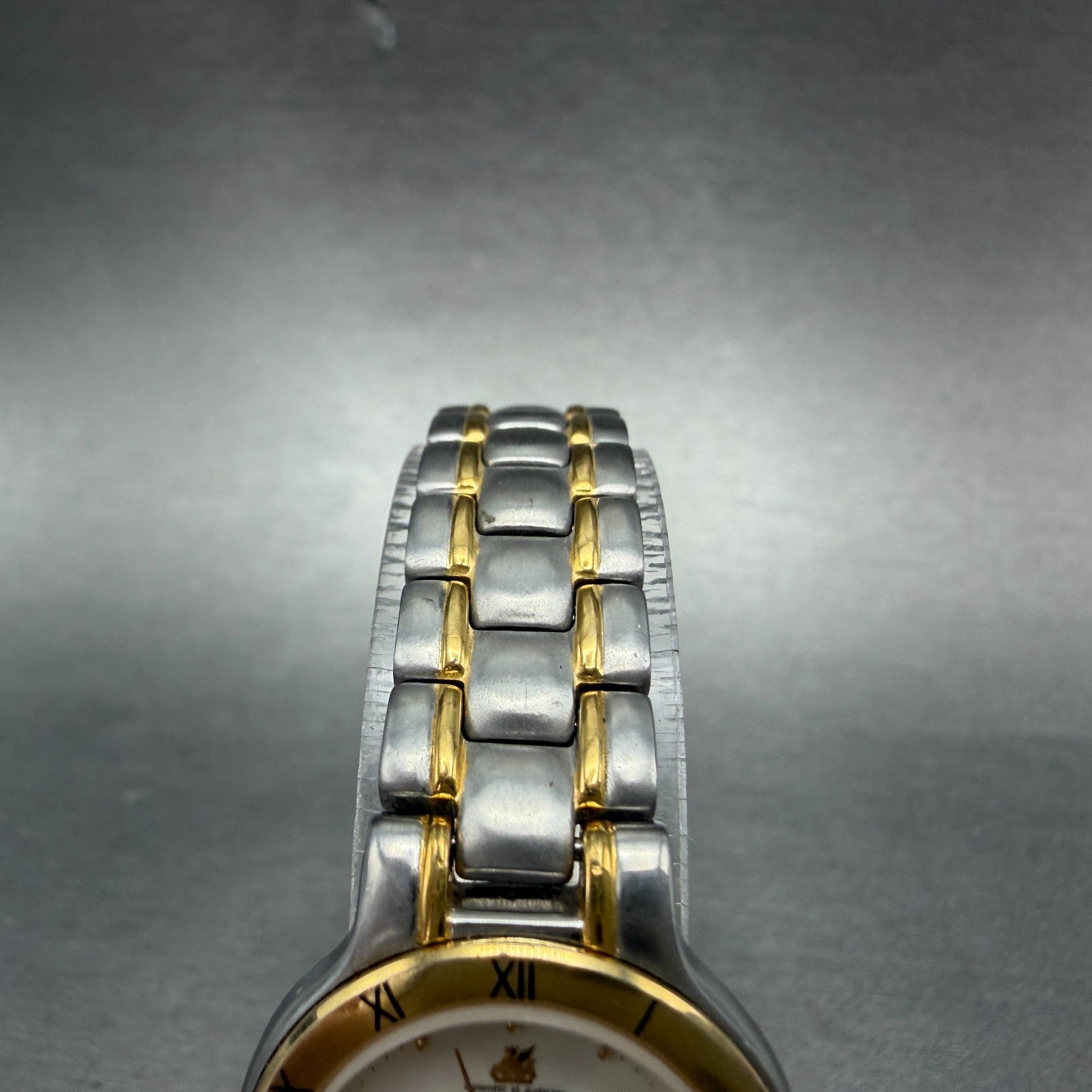Citizen Avalon Watch Women 24mm White Dial Two Tone 4630-E61236 New Battery VTG4