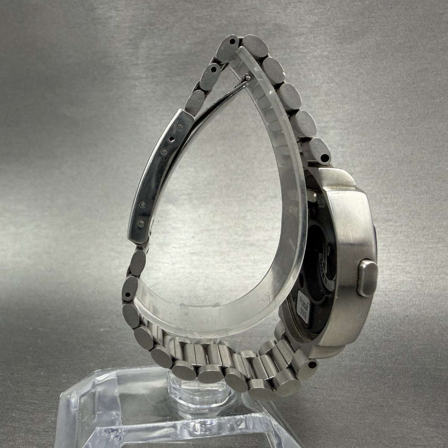 Pulsar P4 Tiffany & Co Watch Men 40mm RED LED Stainless Steel Vintage PARTS9