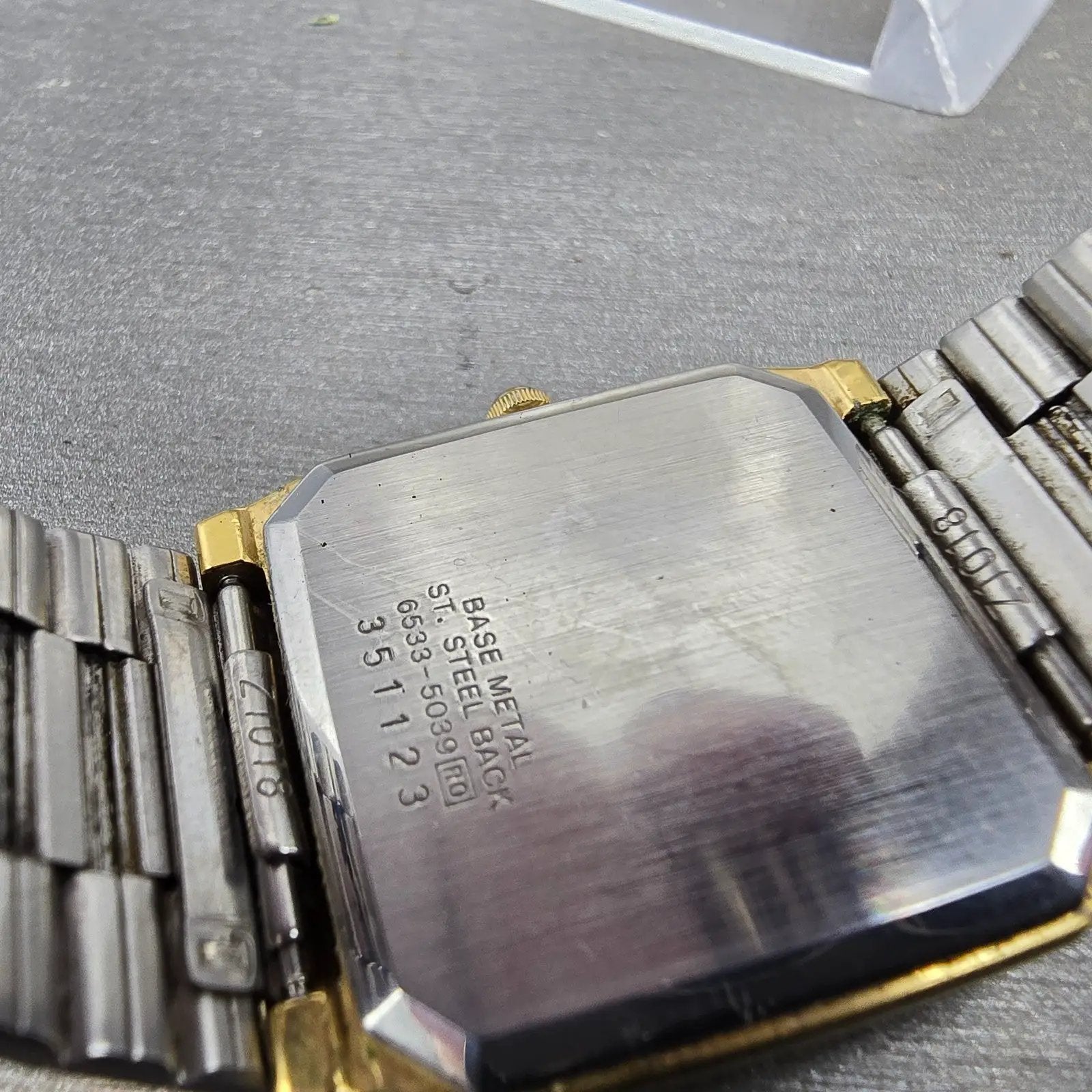 Seiko Watch Men 29mm Champagne Dial Gold Tone Daydate Square 6533-5039 PARTS NLK10