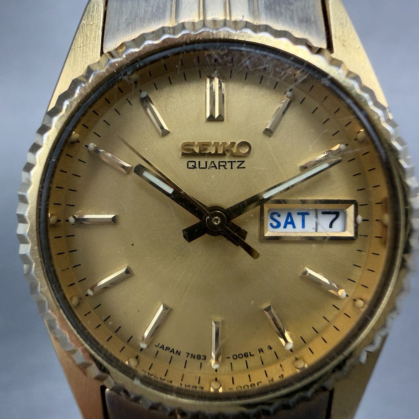 Seiko Watch Women 24mm Champagne Dial Gold Tone Daydate Round 7N83-0049 New Batt1