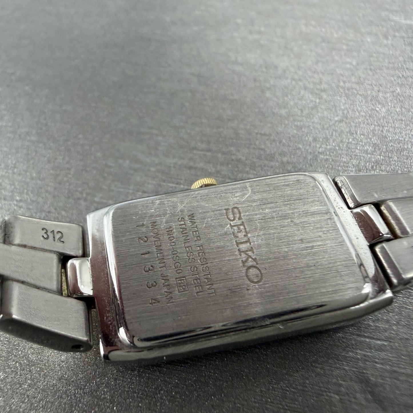 Seiko Tank Watch Women 16mm Silver Dial Two Tone Rectangle 1N00-0SG0 New Battery9