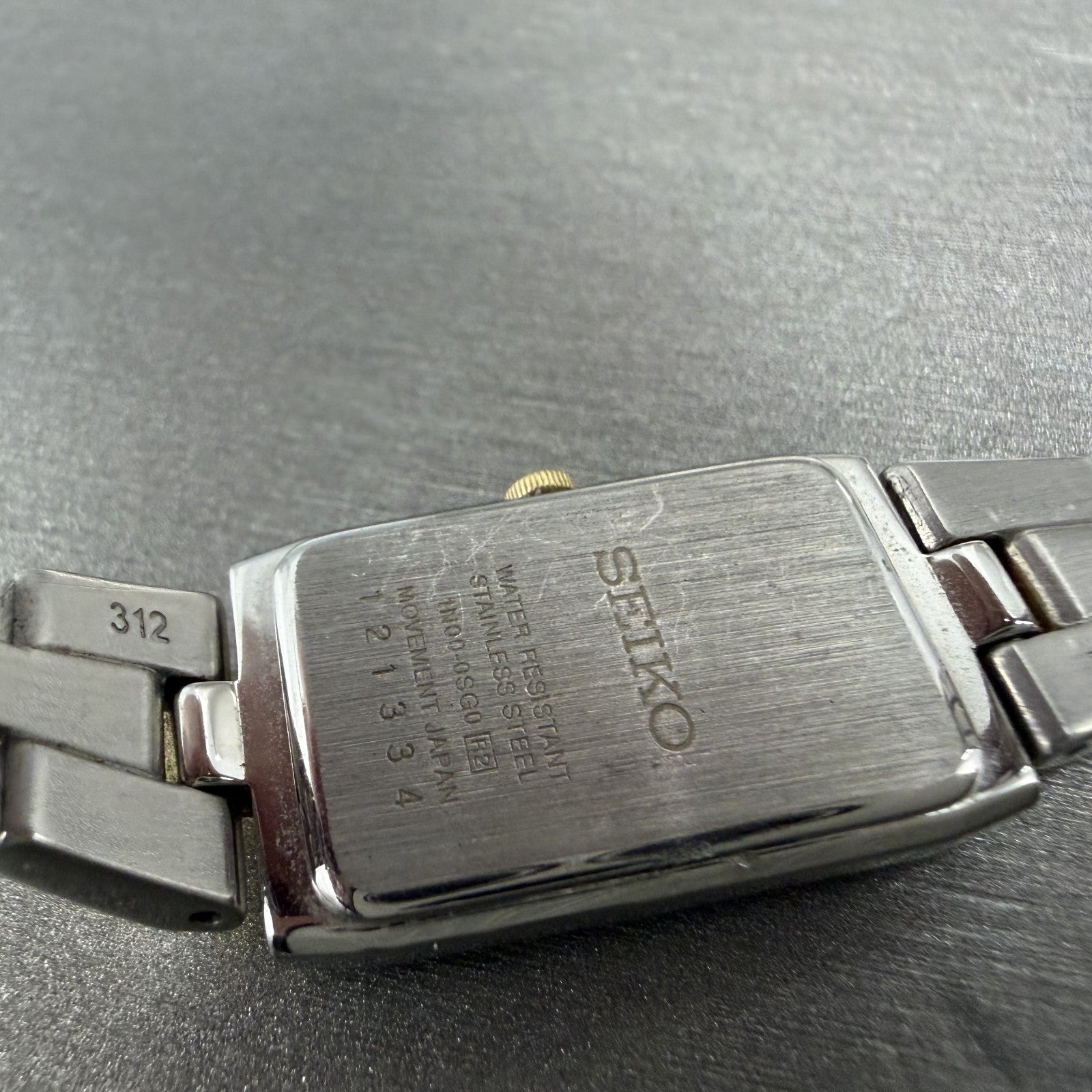 Seiko Tank Watch Women 16mm Silver Dial Two Tone Rectangle 1N00-0SG0 New Battery9