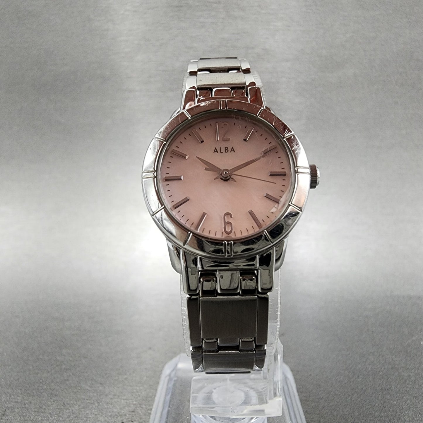 Seiko ALBA Watch Women 24mm Pink MOP Dial Steel Round 1N010EN0 New Battery5