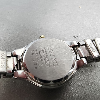 Seiko Solar Watch Women 22mm White Dial Two Tone Round V1150AG0 Runs9