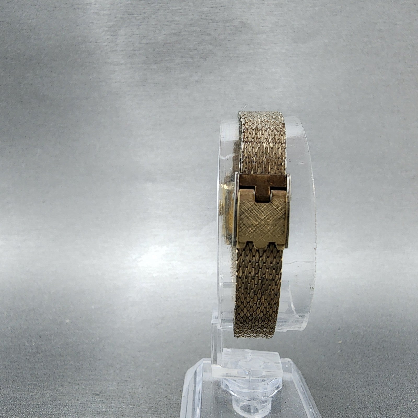 Seiko Tank Watch Women 15mm Champagne Dial Gold Tone Manual 113189 Runs7