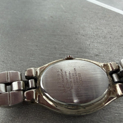 Seiko Watch Women 20mm White Dial Two Tone Oval 1n00-6F80 New Battery Vintage 4F9