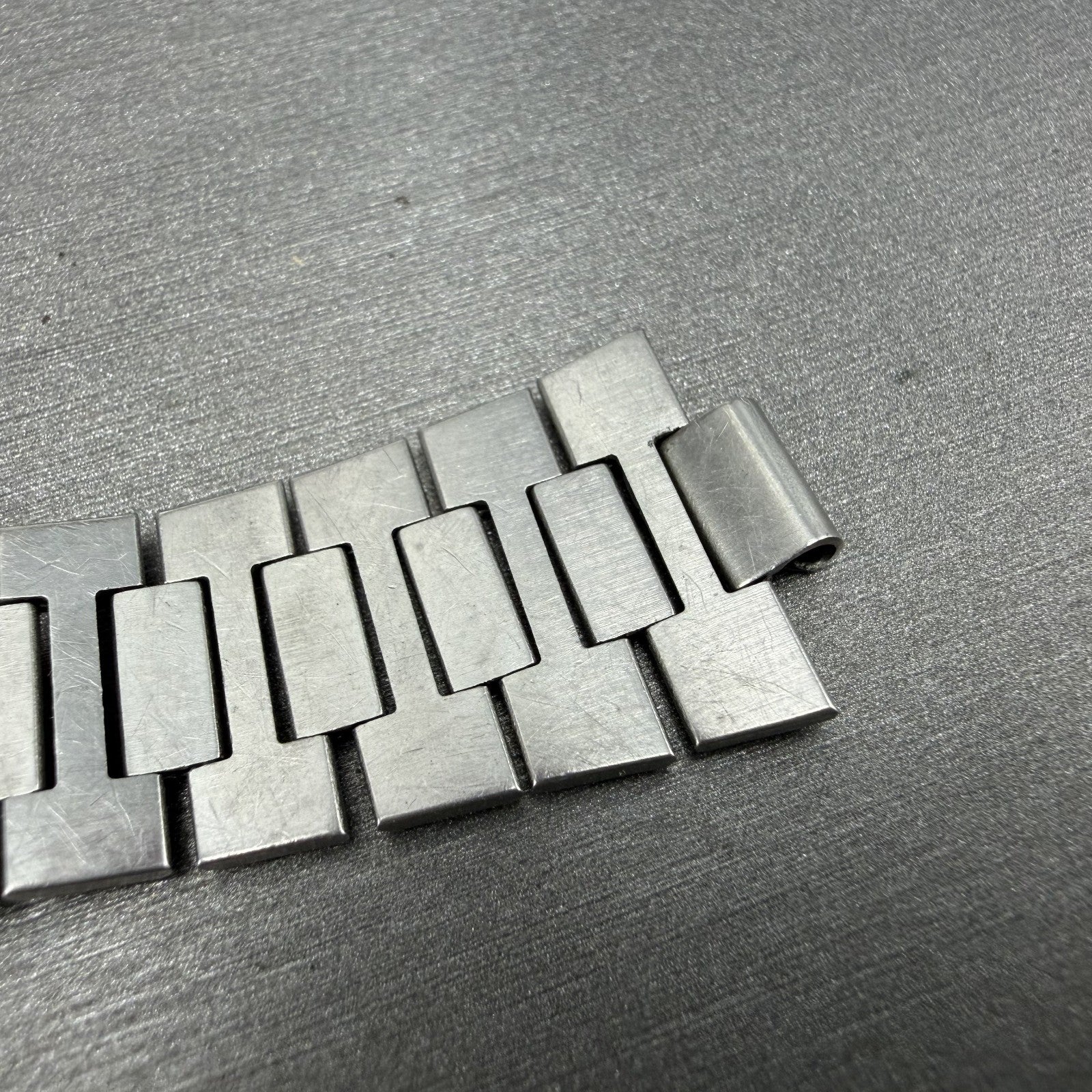 Seiko SQ Bracelet C202 Stainless Steel Tri Folding Clasp 8mm Vintage Japan B1