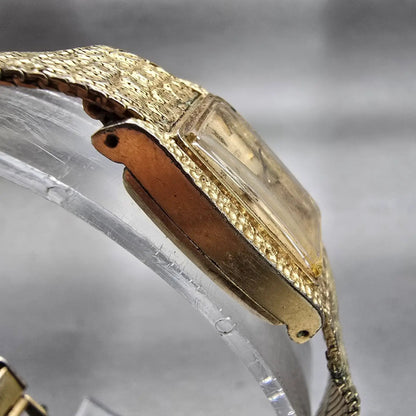 Seiko Watch Women 15mm Gold Dial Gold Tone Rectangle 11-3189 Vintage Works3