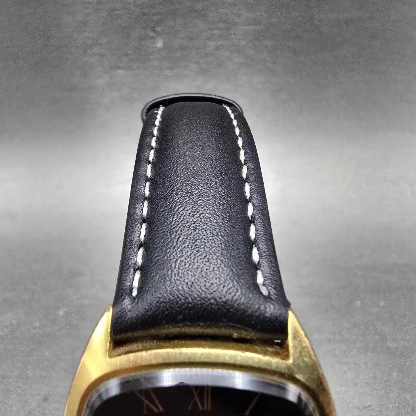 Orient Watch Men 31mm Black Dial Gold Tone Rectangle I520401-20 New Battery4