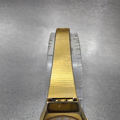 Seiko Watch Women 19mm White Dial Gold Tone 1400-0429 New Battery