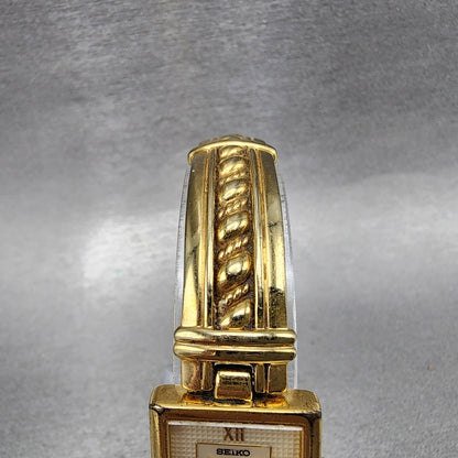 Seiko Watch Women 20mm Champagne dial Gold Tone Square V4006280 New Battery4