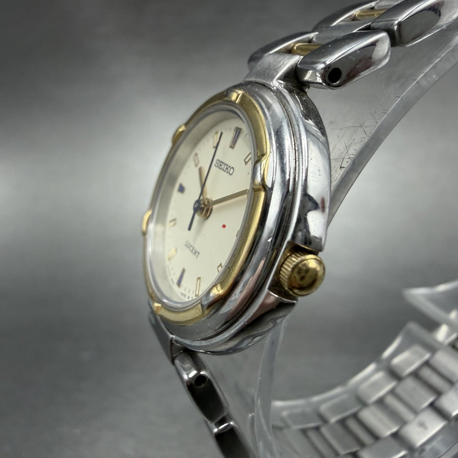 Seiko Lucent Watch Women 23mm Cream Dial Two Tone Round 4N21-0760 New Battery2