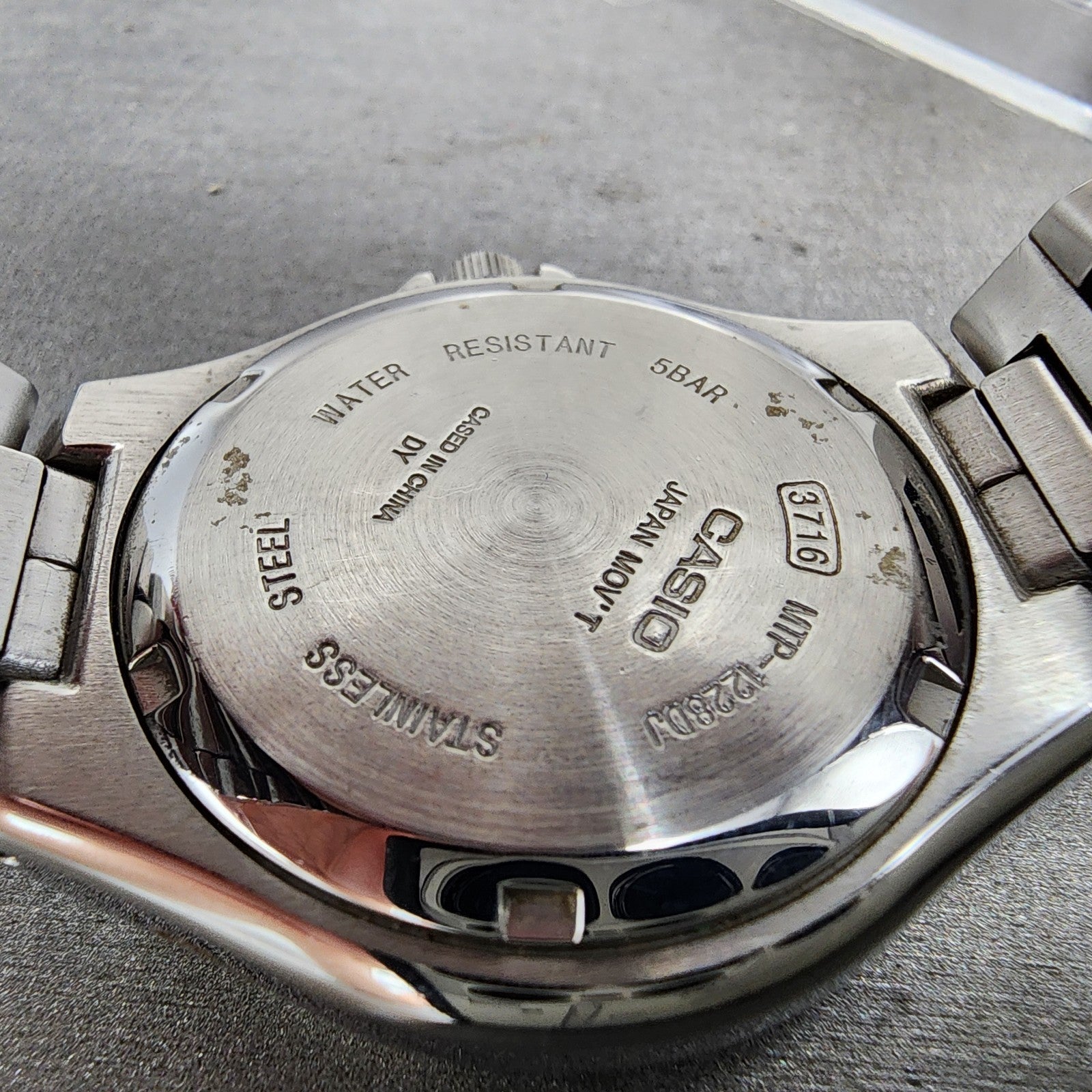 Casio Watch Men 38mm Blue Dial Silver Tone Daydate MTP1228D New Battery9