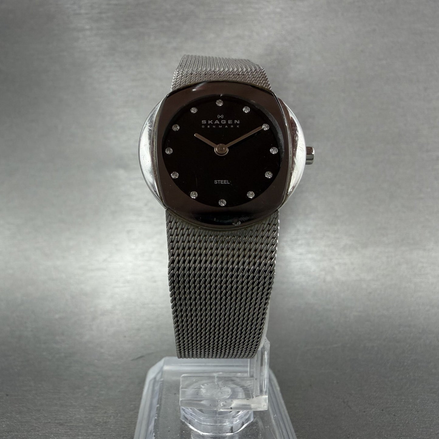 Skagen Watch Women 26mm Black Dial Silver Tone Oval Mesh Band 589SSSB New Batt5