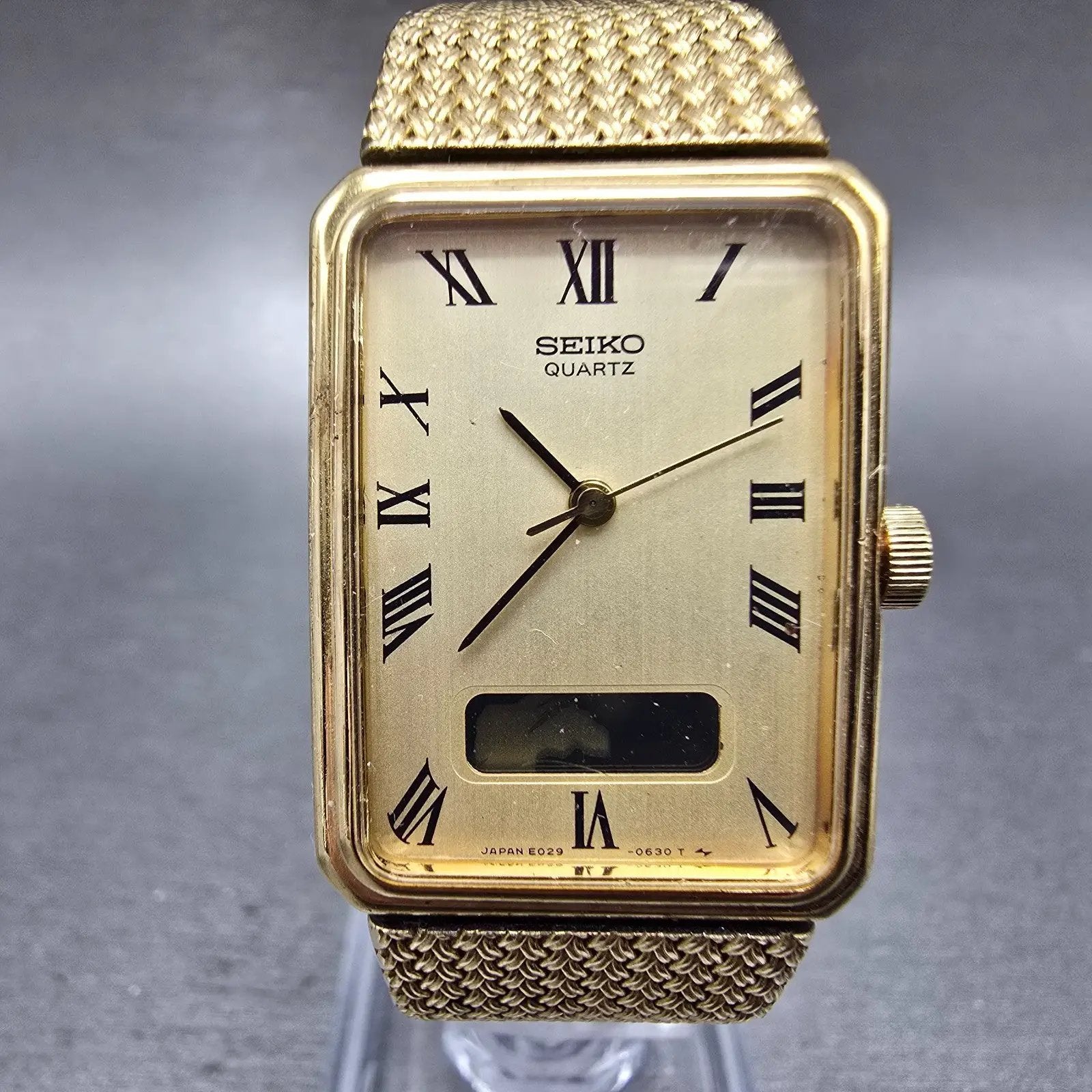 Seiko Tank Watch Unisex 22mm Gold Dial Gold Tone Rectangle E029-5450 PARTS0