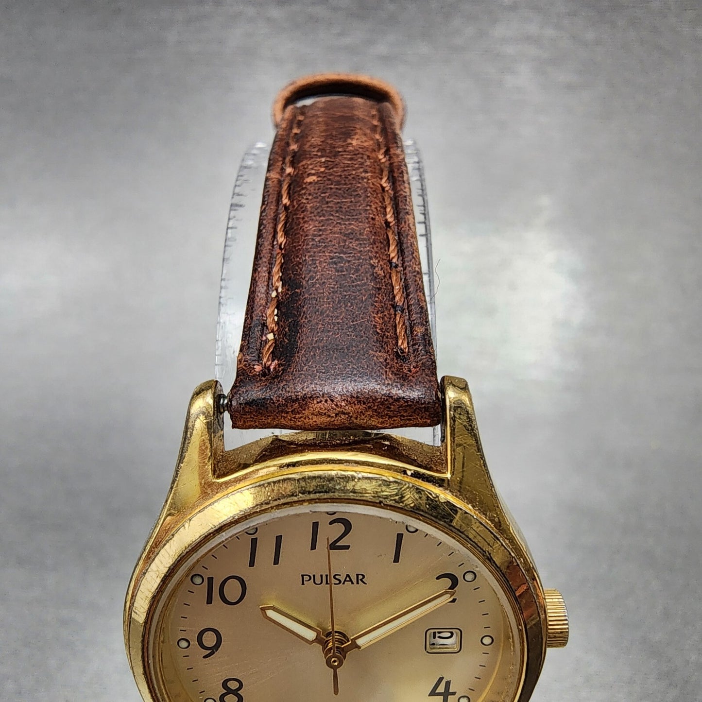 Pulsar Watch Women 27mm Champagne Dial Gold Tone Date Round V782-0320 New Batt