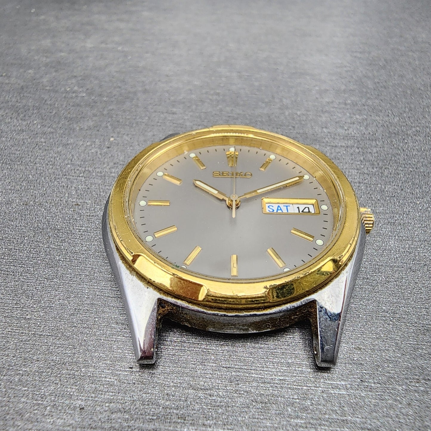 Seiko Watch Men 37mm Gray Dial Two Tone Daydate Round 7N438199 New Battery2