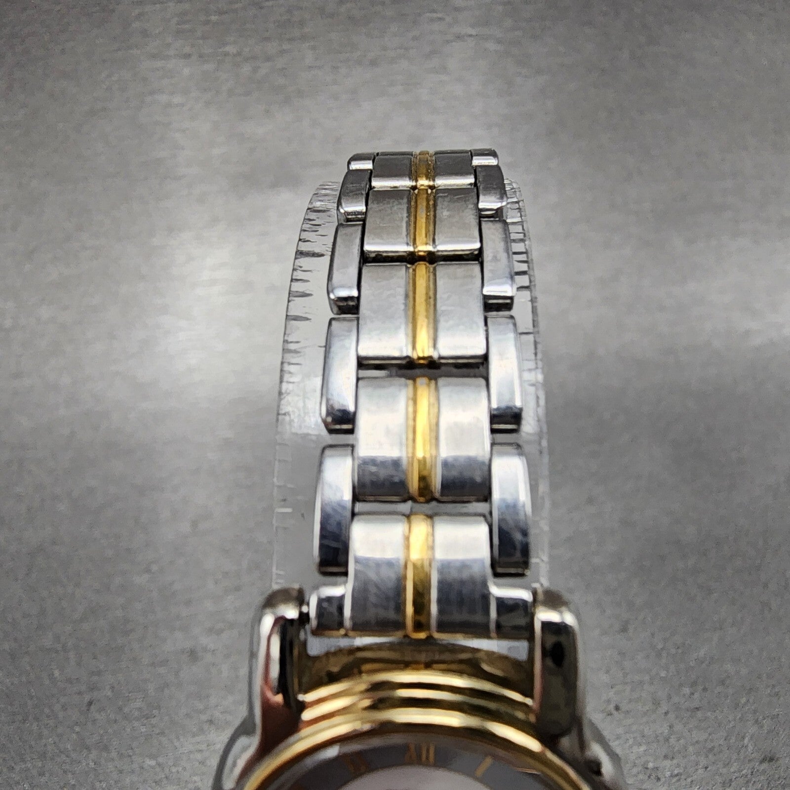 Seiko Lucent Watch Women 22mm White Dial Two Tone Round 1f210j80 New Battery4