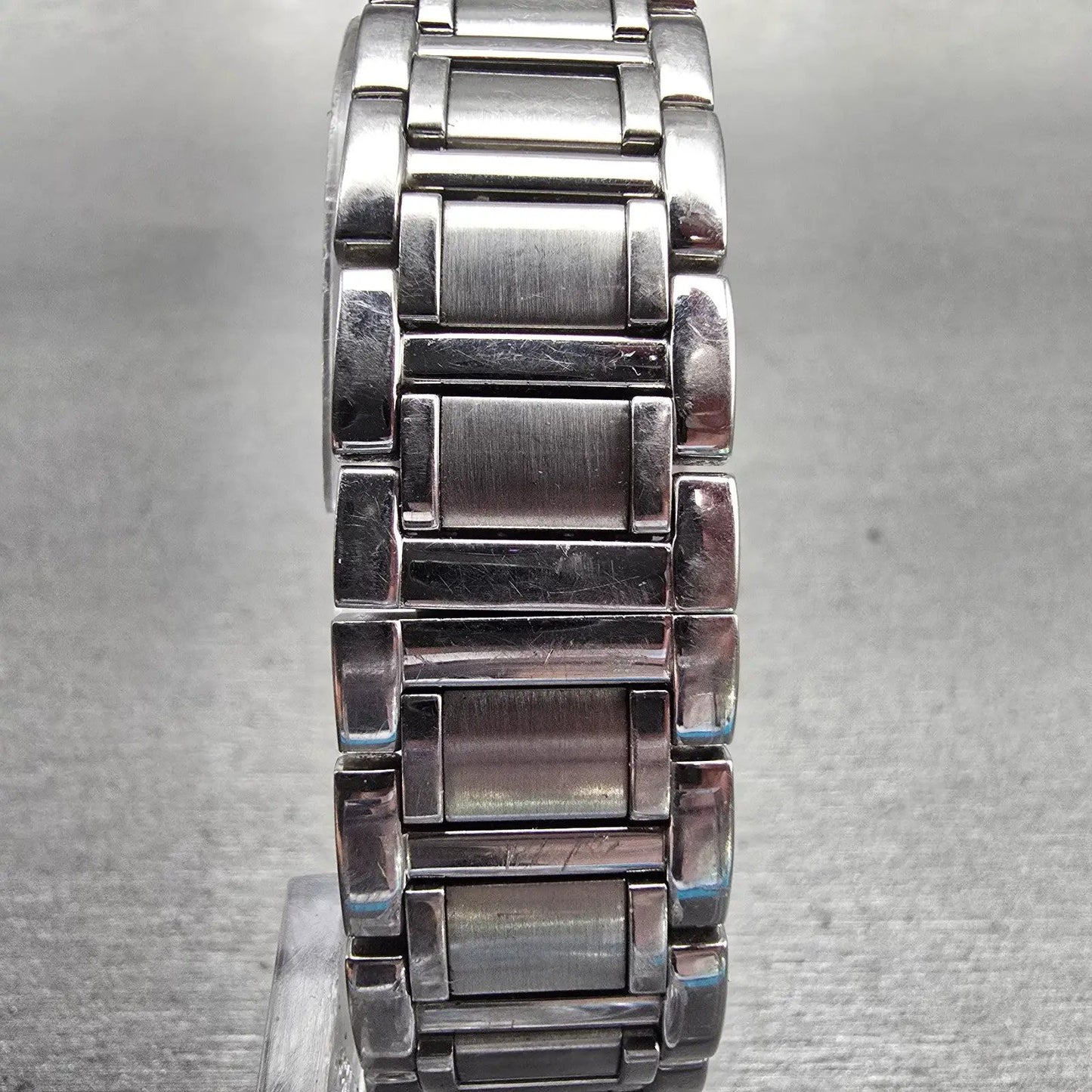Bulova Watch Women 26mm MOP Dial Silver Tone Gemmed Square 96R107 New Battery7