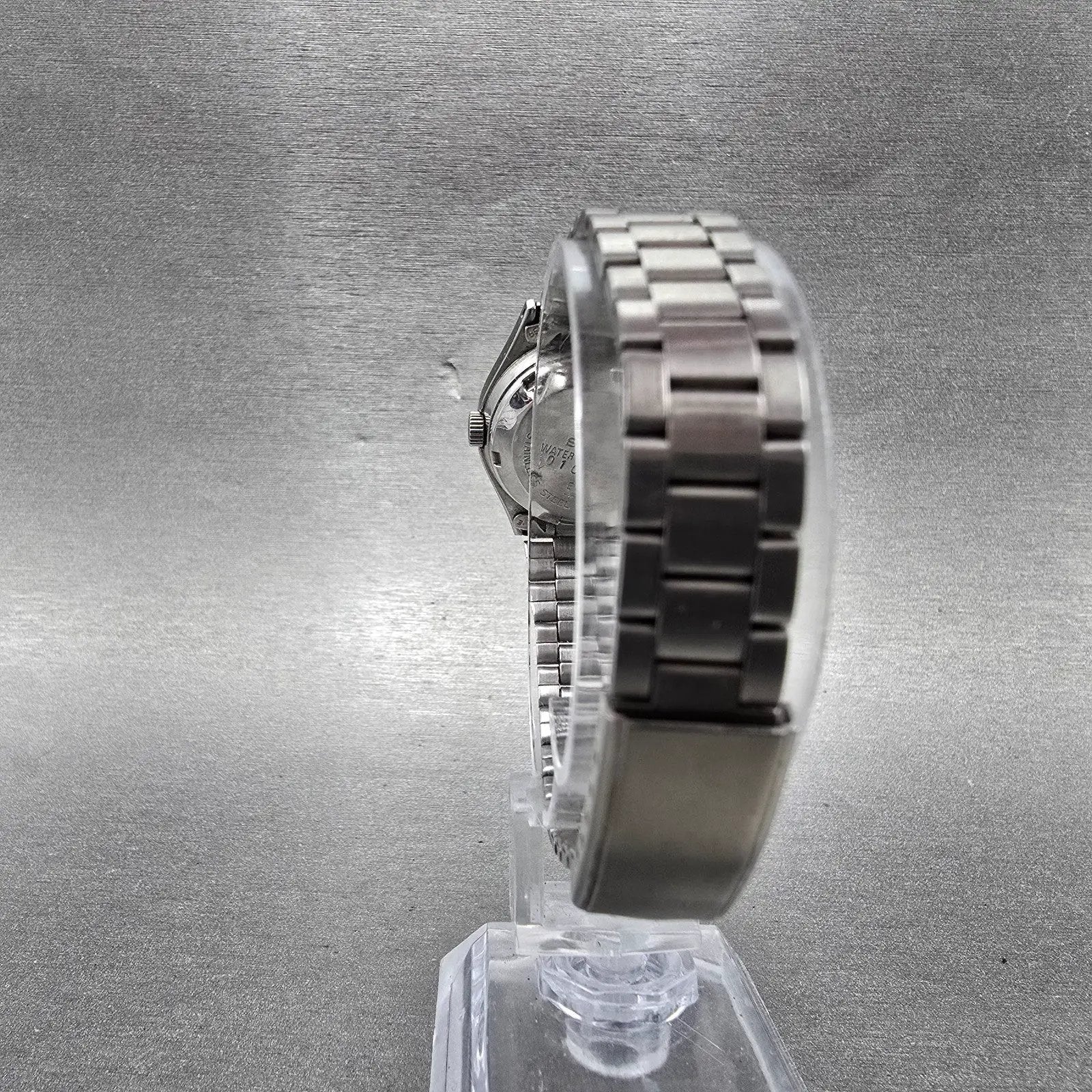 Seiko 5 Automatic Watch Women 25mm Silver Dial Silver Tone 4206-0410 New Battery8