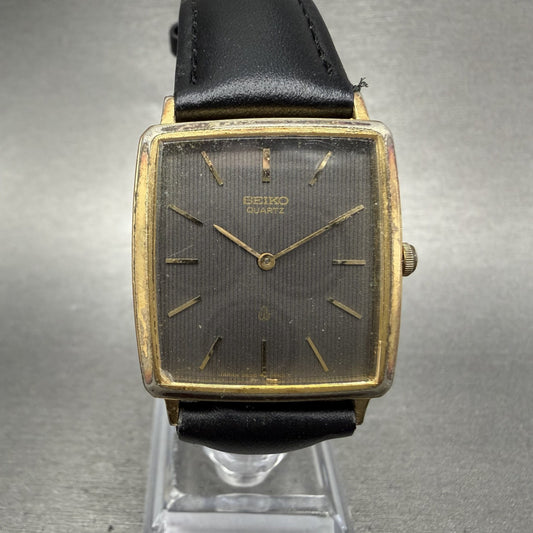 Seiko Tank Watch Men 27mm Black Dial Gold Tone Rectangle 2620-5370 New Battery0
