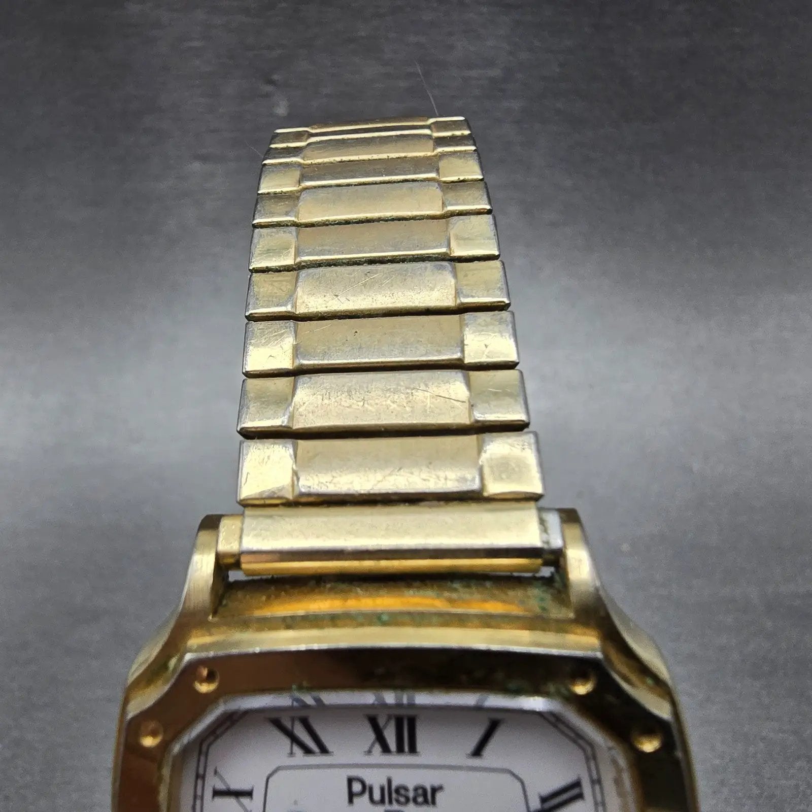 Seiko Pulsar Watch Men 33mm White Dial Gold Tone Date Y558-5019 Octagon PARTS5