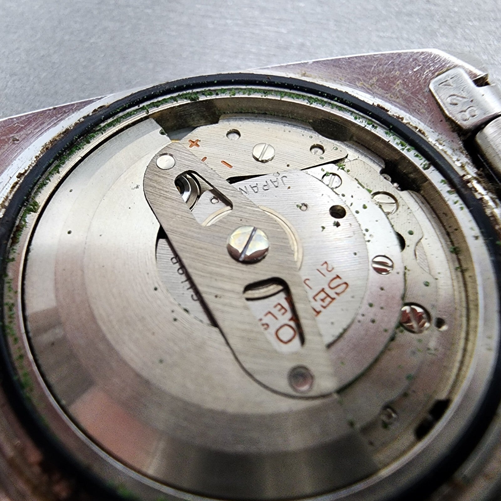 Seiko 5 Watch Men 37mm Silver Dial Steel Daydate Cushion 61198240 VTG PARTS11
