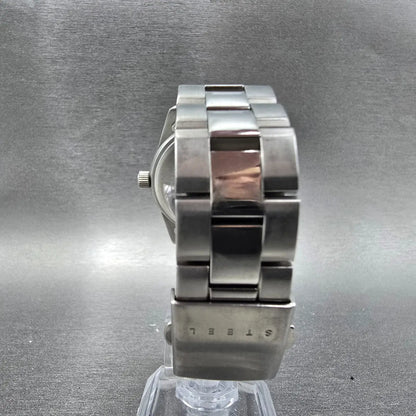 Guess Steel Watch Men 37mm Champagne Dial Steel Date Round G85391G New Battery7