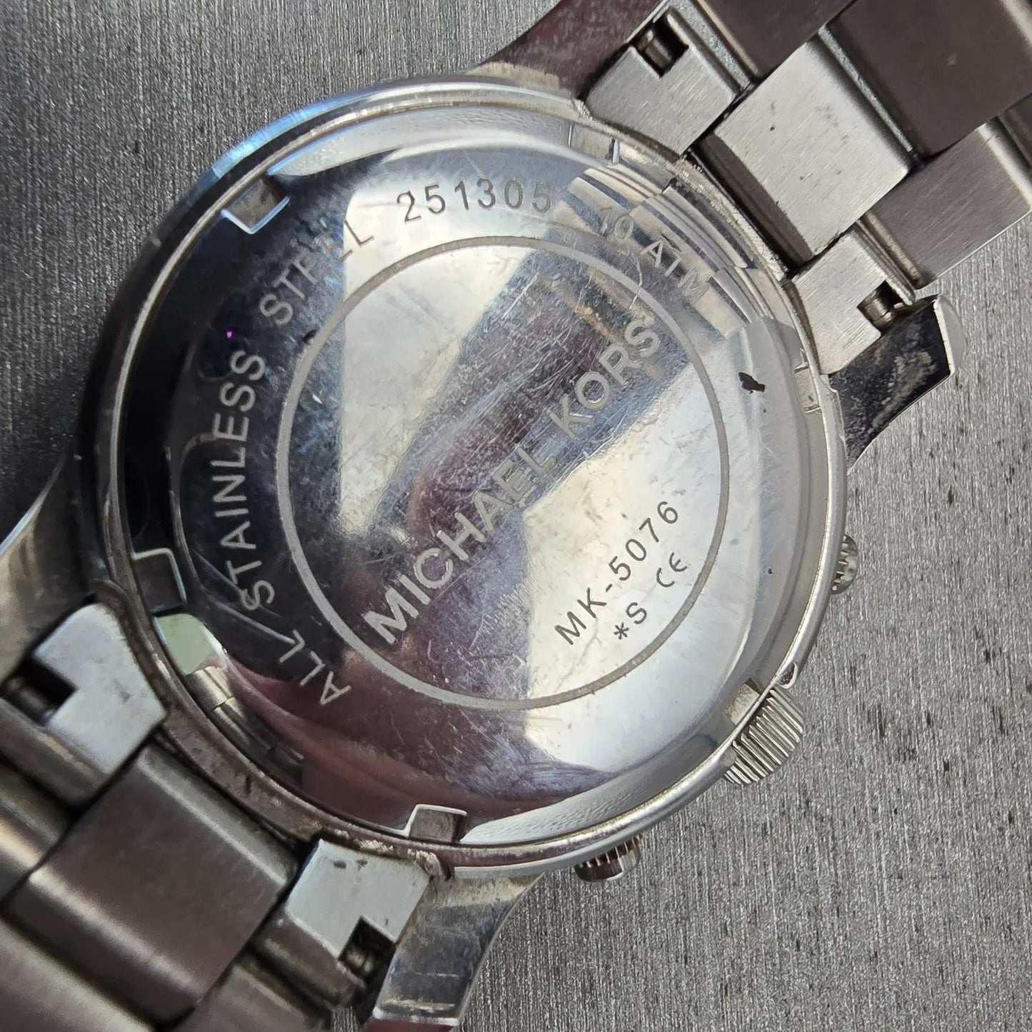 Michael Kors Runway Chronograph Watch Men 38mm Silver Dial Date MK5076 New Batt10