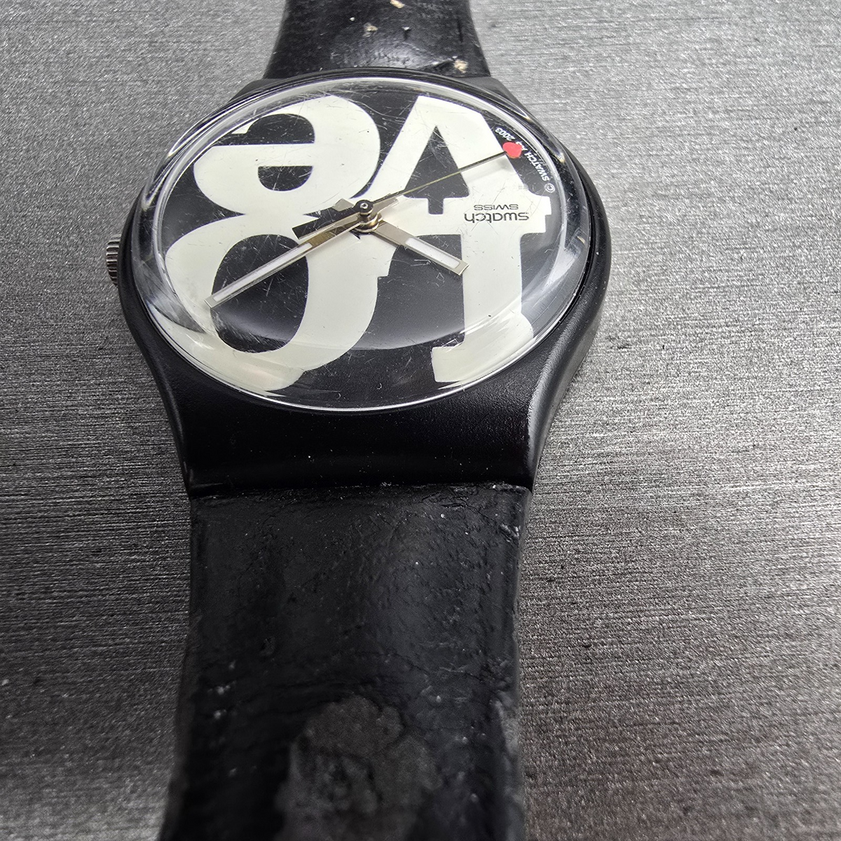 Swatch Enigmatic Love Watch Men 35mm White Dial Black Case Round GB218 New Batt7