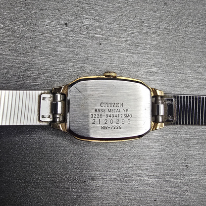 Citizen Watch Women 17mm Champagne Dial Gold Tone Oval 3220-949412 New Battery10