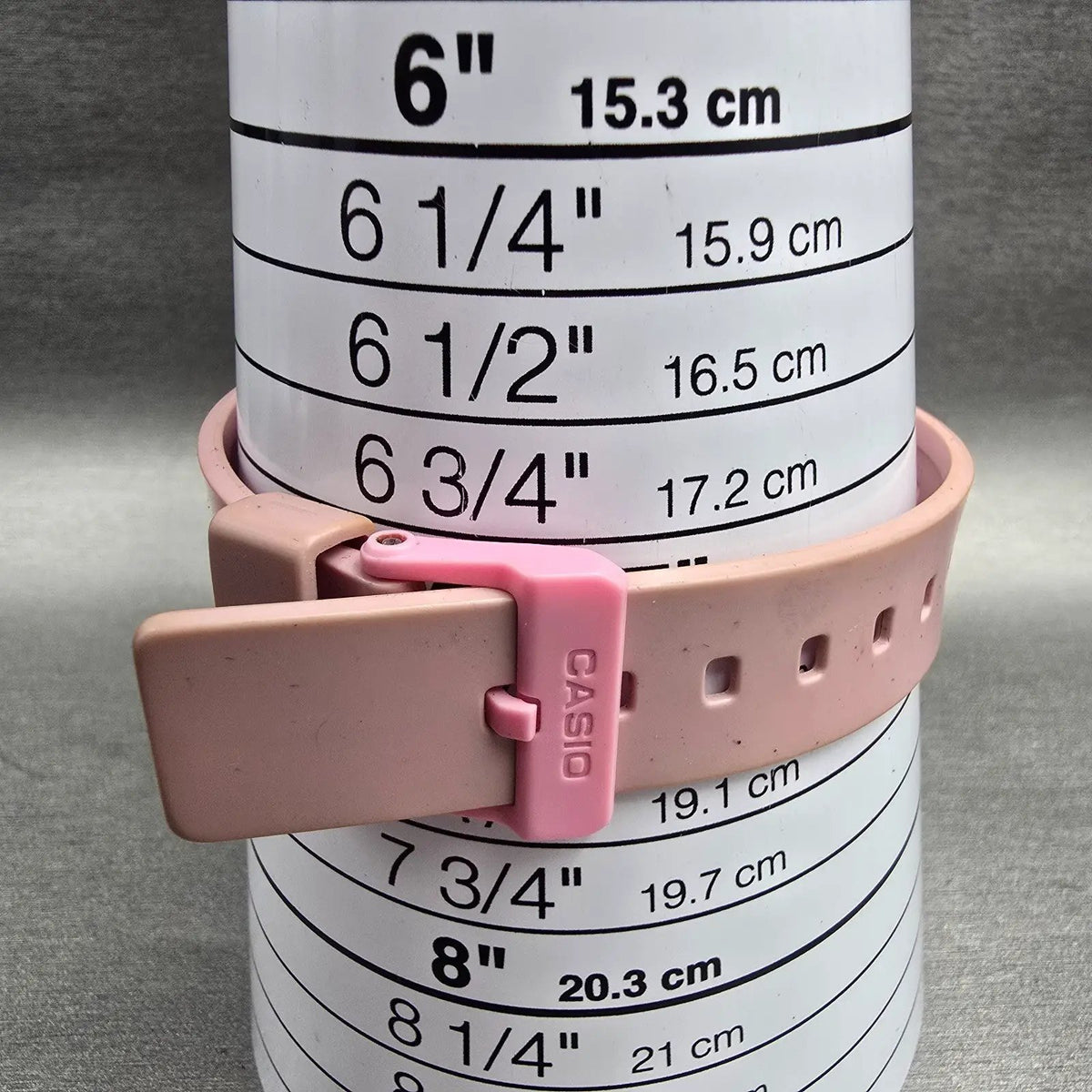 Casio Dive Watch Women 33mm White Dial Pink Date Round LRW-200H New Battery9