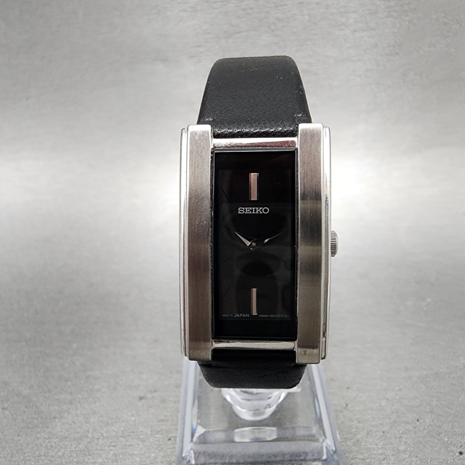 Seiko Tank Watch Women 20mm Black Dial Silver Tone Rectangle 1N005000 New Batt0