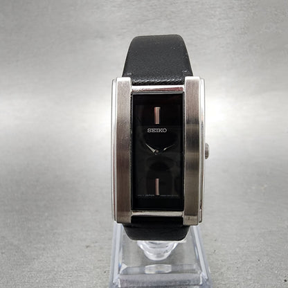 Seiko Tank Watch Women 20mm Black Dial Silver Tone Rectangle 1N005000 New Batt0