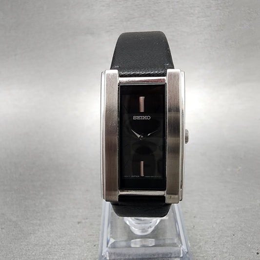 Seiko Tank Watch Women 20mm Black Dial Silver Tone Rectangle 1N005000 New Batt0