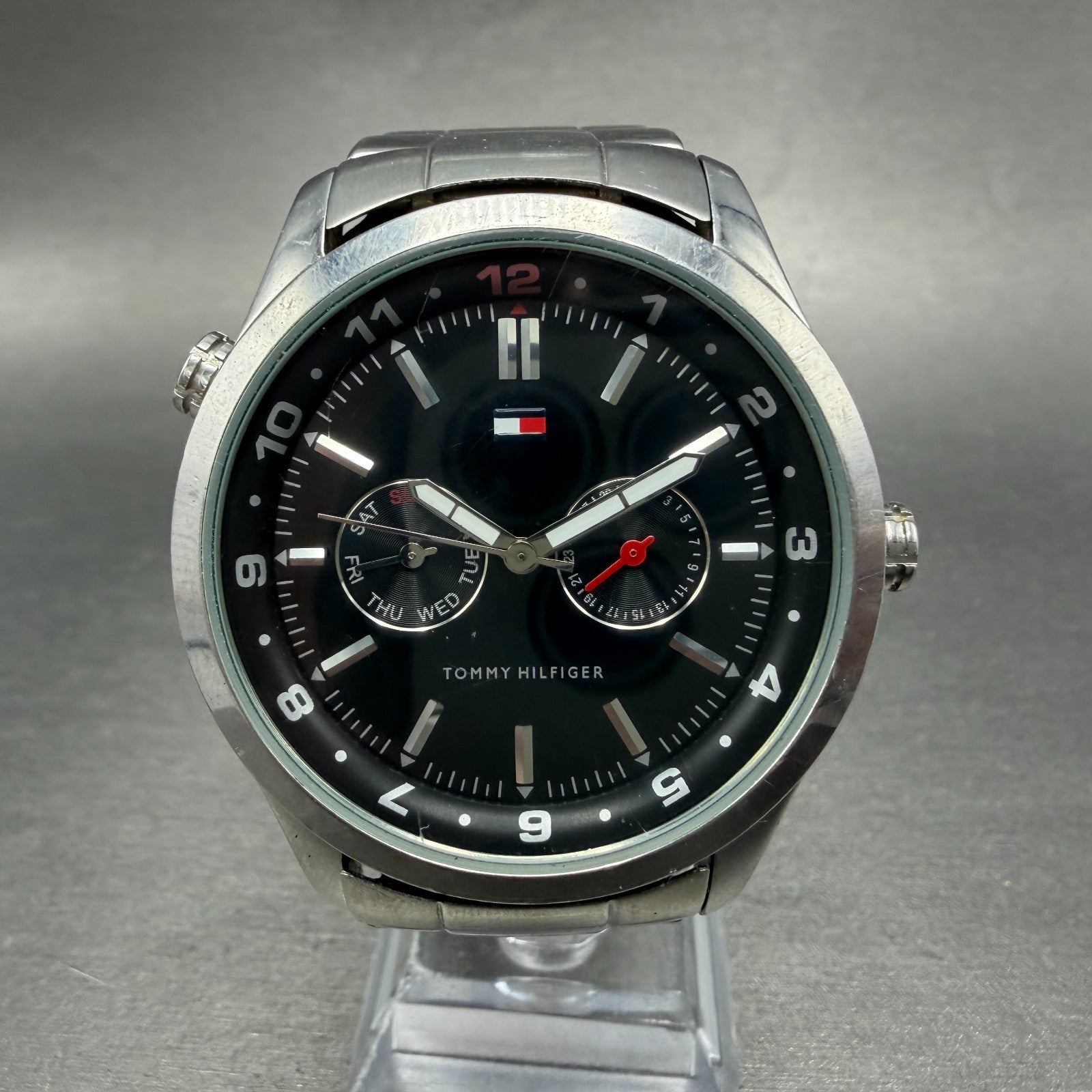 Tommy Hilfiger Watch Men 41mm Black Dial Steel Daydate Round T10161 New battery0