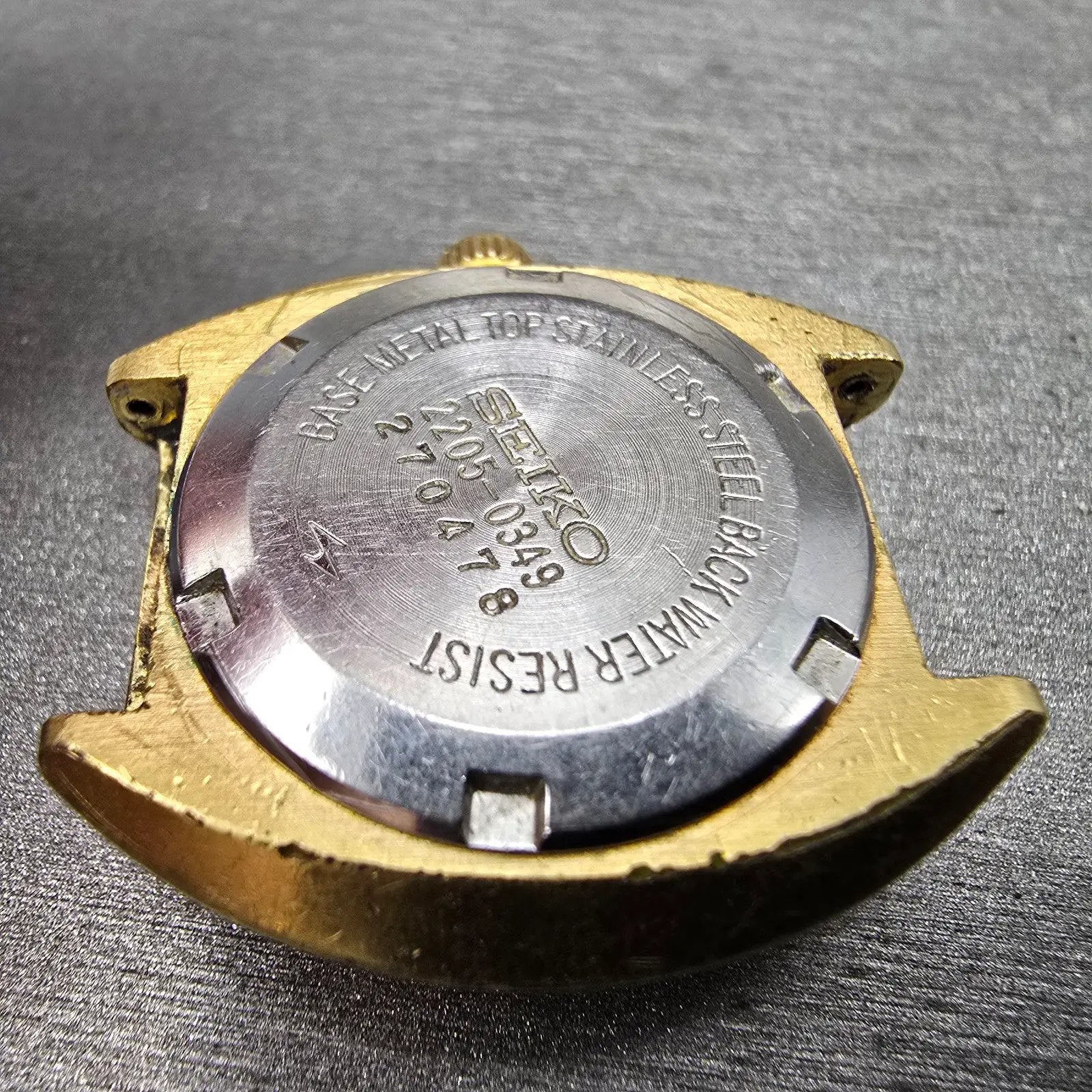 Seiko Automatic Watch Women 29mm Green Dial gold Tone Date 2205-0349 PARTS VTG8
