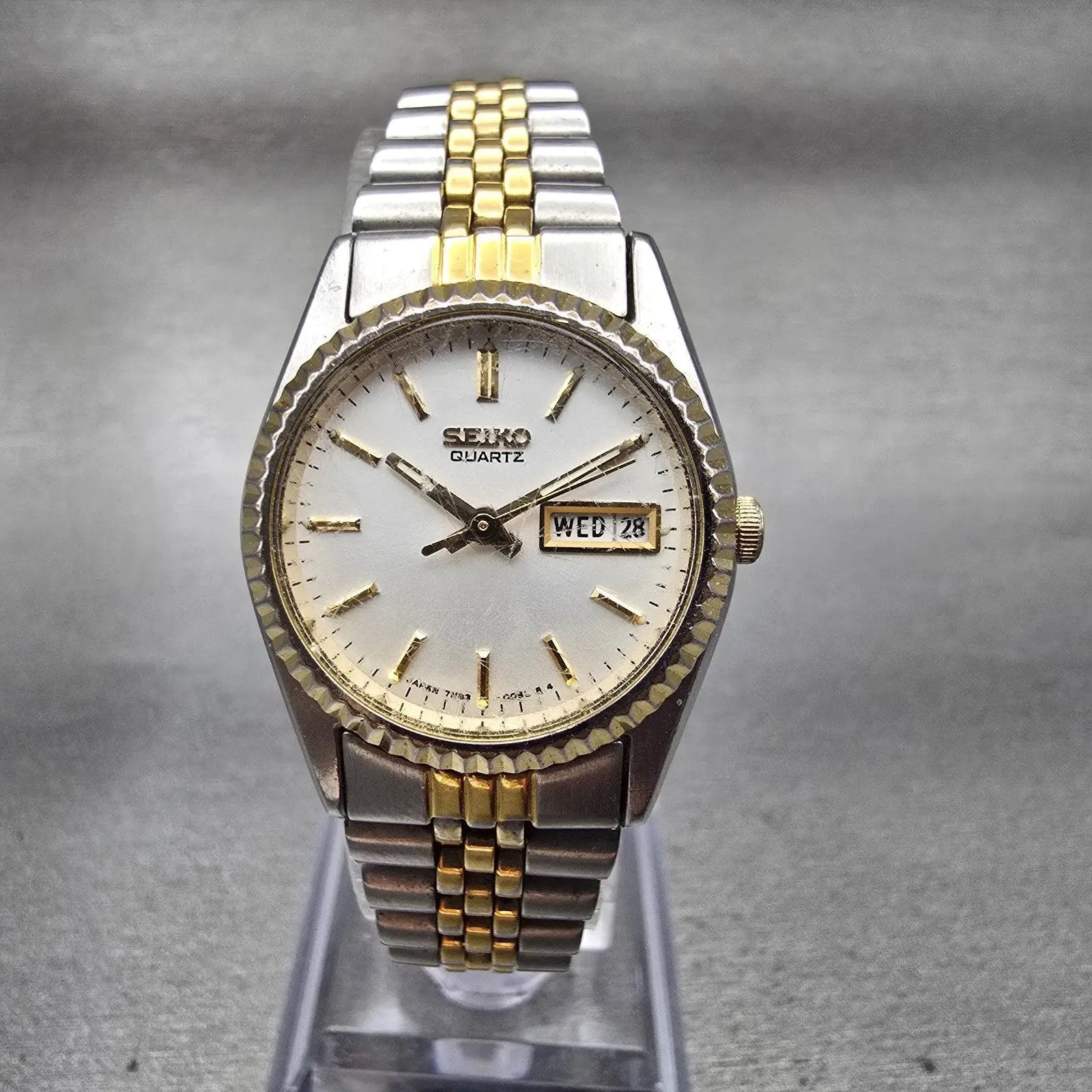 Seiko Watch Women 24mm Silver Dial Two Tone Daydate Round 7N83-0049 New Battery0