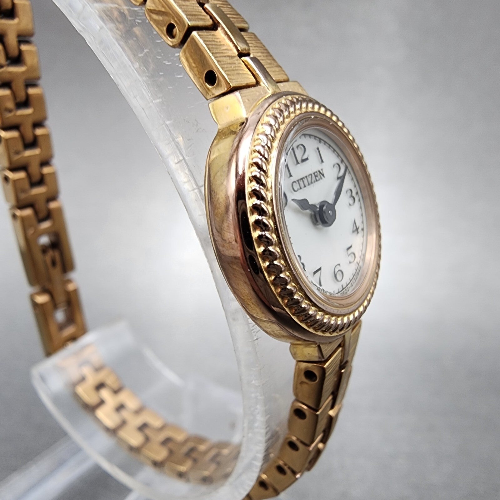 Citizen EcoDrive Watch Women 18mm White Dial Rose Gold Round G620S092931 Runs3