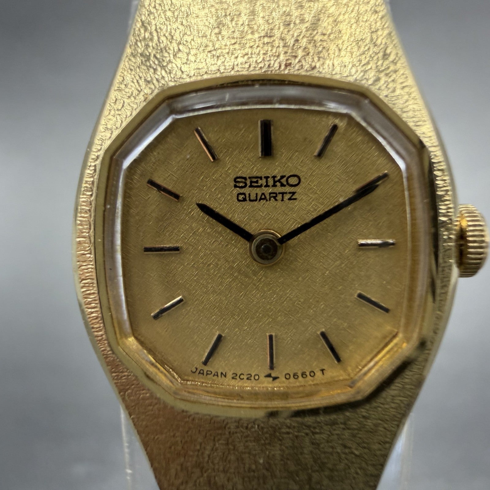 Seiko Watch Women 16mm Champagne Dial Gold Tone Round 2C20-5309 New Battery1