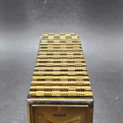 Seiko Pulsar Tank Watch Men 25mm Champagne Dial Gold Tone V321-5210 New Battery4