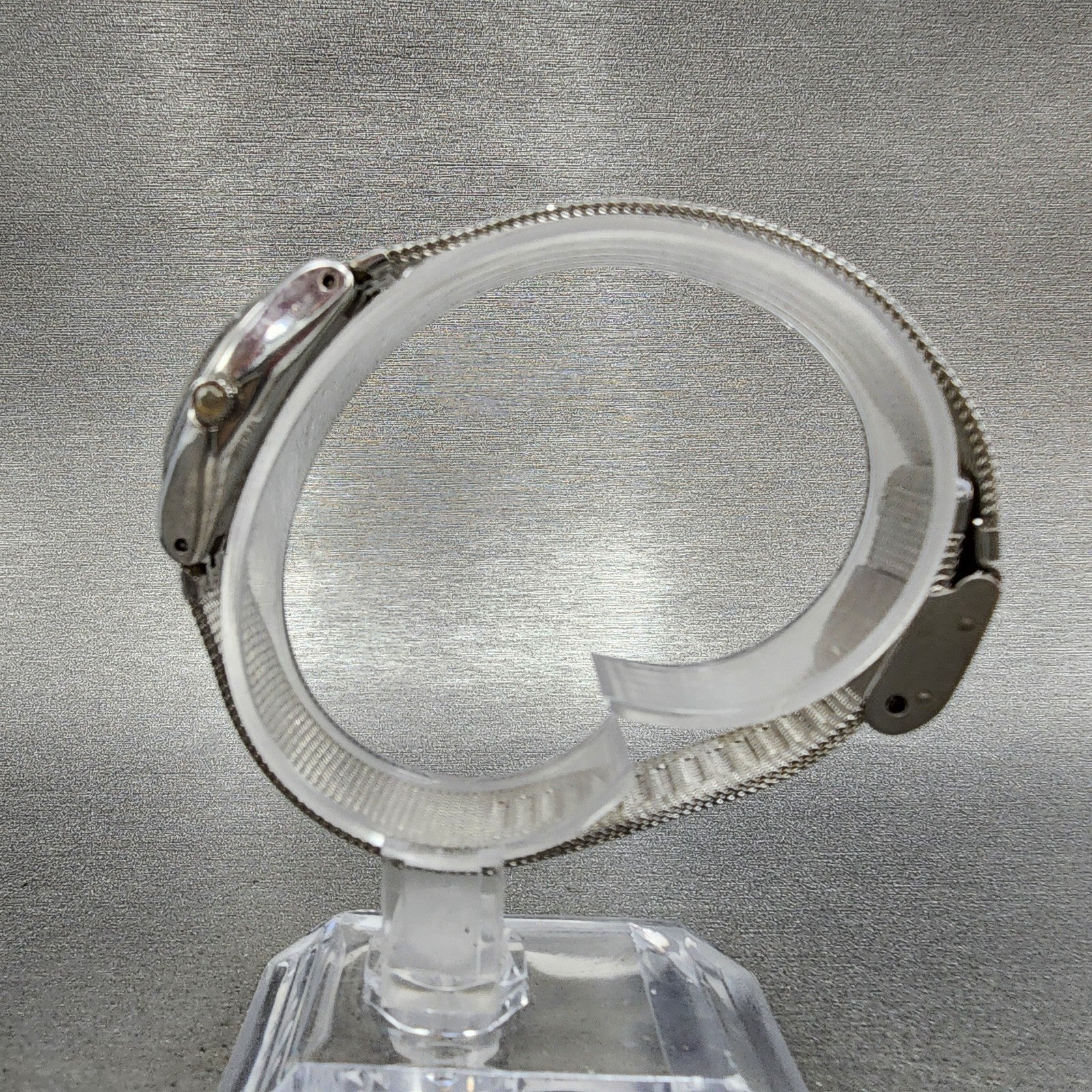 Swatch Irony Libertine Watch Women 24mm Silver Dial Steel Mesh Band New Battery6