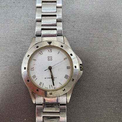 Givenchy Watch Men 35mm White Dial Silver Tone Round  Broken Bracelet PARTS0